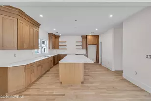 64 Byrnes Ln, Eatontown, NJ 07724 - Photo 15