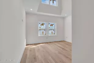 64 Byrnes Ln, Eatontown, NJ 07724 - Photo 23