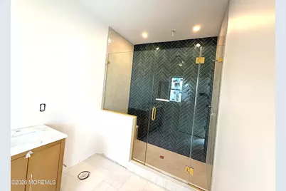64 Byrnes Lane, Eatontown, NJ 07724 - Photo 27