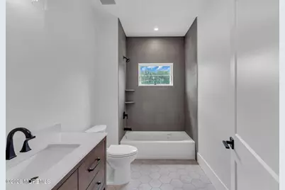 64 Byrnes Lane, Eatontown, NJ 07724 - Photo 31