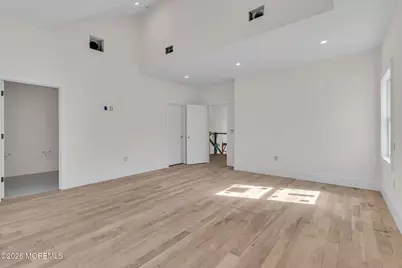 64 Byrnes Lane, Eatontown, NJ 07724 - Photo 11