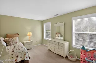 33 Samantha Cir, Matawan, NJ 07747 - Photo 11