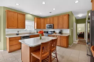 33 Samantha Cir, Matawan, NJ 07747 - Photo 17