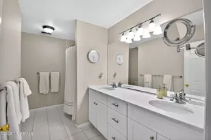 33 Samantha Cir, Matawan, NJ 07747 - Photo 13