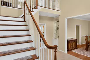 33 Samantha Cir, Matawan, NJ 07747 - Photo 15