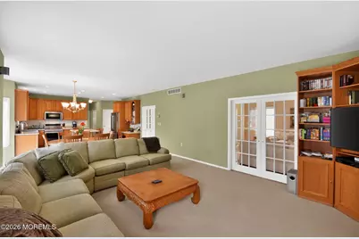 33 Samantha Circle, Matawan, NJ 07747 - Photo 3