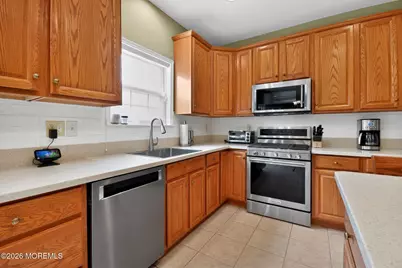 33 Samantha Circle, Matawan, NJ 07747 - Photo 19