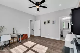 817 NARYSHKIN Wy, Toms River Township, NJ 08753 - Photo 17