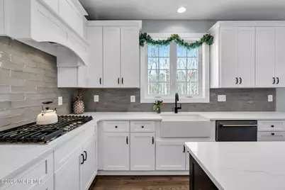 2 Tiffany Court, Farmingdale, NJ 07727 - Photo 21