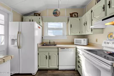 4 Pilgrim Pathway, Point Pleasant Beach, NJ 08742 - Photo 15