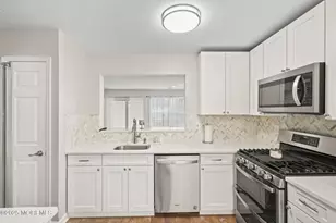 20 Canidae Ct, Tinton Falls, NJ 07753 - Photo 7