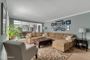 77 Bunker Hill Dr, Middletown, NJ 07748 - Photo 23