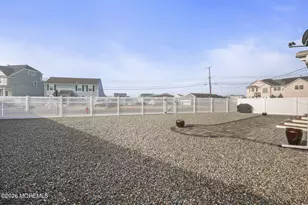 4 Drake Pl, Berkeley, NJ 08721 - Photo 19