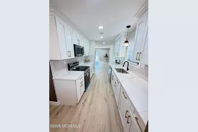 81 Amberly Drive #B, Manalapan Township, NJ 07726 - Photo 1