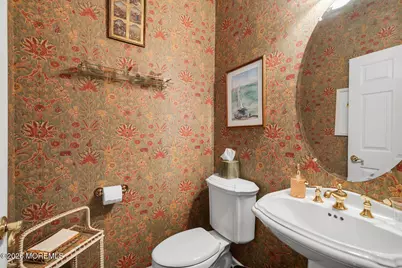 46 Windward Way, Red Bank, NJ 07701 - Photo 15