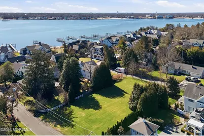 409 Laurel Avenue, Brielle, NJ 08730 - Photo 3