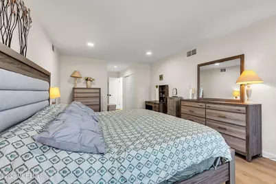 37 Murray Hill Terrace, Marlboro Township, NJ 07746 - Photo 29