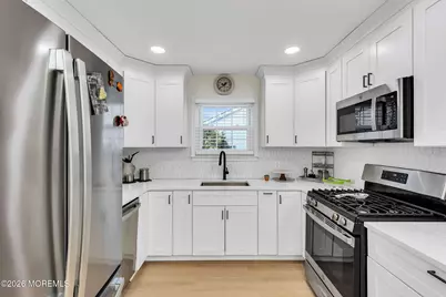 37 Murray Hill Terrace, Marlboro Township, NJ 07746 - Photo 25