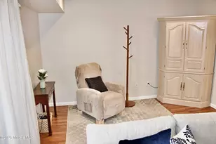 33 Balmoral Ct, Matawan, NJ 07747 - Photo 9