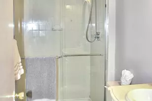 33 Balmoral Ct, Matawan, NJ 07747 - Photo 15