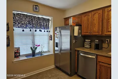 33 Balmoral Court, Matawan, NJ 07747 - Photo 5