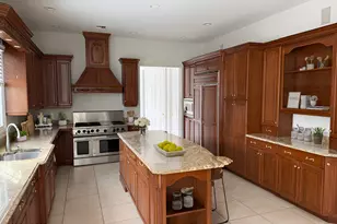 4 Country Club Ln, Colts Neck Township, NJ 07722 - Photo 11