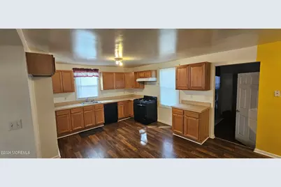 400 W Green Street, Millville, NJ 08332 - Photo 5