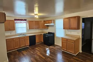 400 W Green St, Millville, NJ 08332 - Photo 5