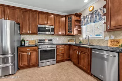 13 Crawford Road, Manalapan Township, NJ 07726 - Photo 15