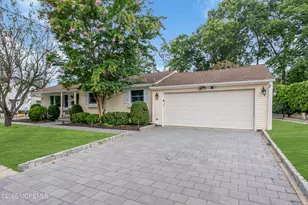 455 W Lincoln Ave, Oakhurst, NJ 07755 - Photo 19