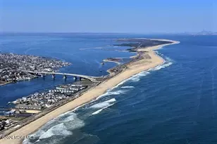 1 Scenic Dr, Highlands, NJ 07732 - Photo 33