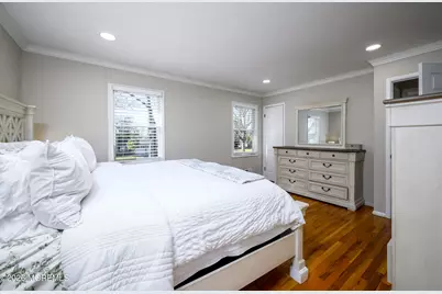 37 Friar Lane, Freehold, NJ 07728 - Photo 17