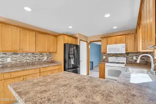 128 Sloop Creek Rd, Bayville, NJ 08721 - Photo 9