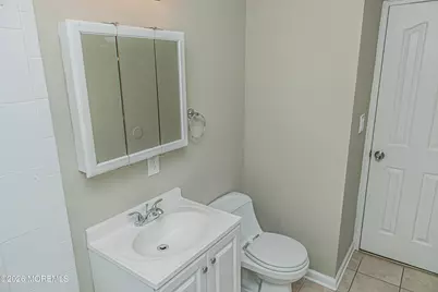 18 Windsor Terrace #18, Freehold, NJ 07728 - Photo 27