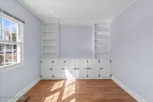 1018 Woodmere Dr, Keyport, NJ 07735 - Photo 5