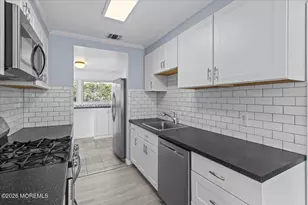 1018 Woodmere Dr, Keyport, NJ 07735 - Photo 9