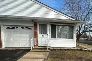 517 B Lilac Ln, Whiting, NJ 08759 - Photo 1