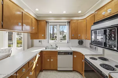 440 Broadway Road, Freehold, NJ 07728 - Photo 17