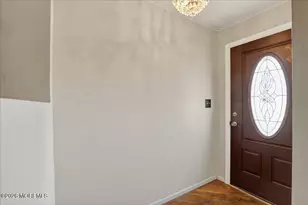 659 Holmdel Rd, Hazlet Township, NJ 07730 - Photo 7