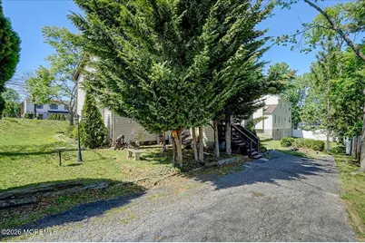 659 Holmdel Road, Hazlet Township, NJ 07730 - Photo 33