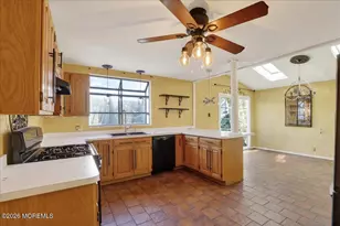 659 Holmdel Rd, Hazlet Township, NJ 07730 - Photo 17