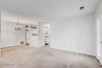 54 Des Moines Court, Tinton Falls, NJ 07712 - Photo 15