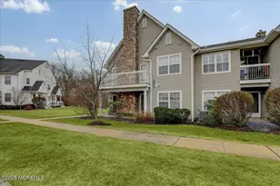 54 Des Moines Ct, Tinton Falls, NJ 07712 - Photo 7