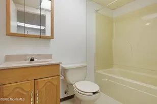 154 Yarmouth Ct, Holmdel, NJ 07733 - Photo 35