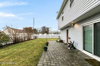 42 York Avenue, Port Monmouth, NJ 07758 - Photo 33