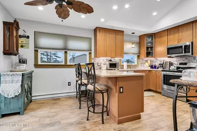 42 York Avenue, Port Monmouth, NJ 07758 - Photo 19