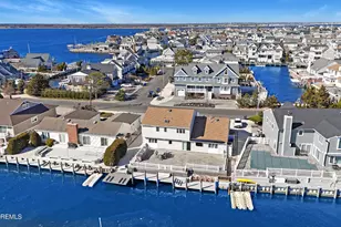 327 Tide Pond Rd, Mantoloking, NJ 08738 - Photo 3