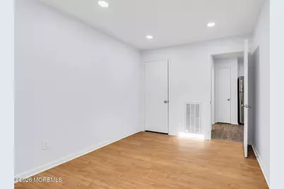 105 Clark Street, Keyport, NJ 07735 - Photo 7