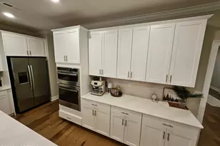 1104 Navigator Ave, Marlboro Township, NJ 07746 - Photo 11