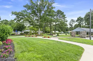 1064B Buckingham Dr, Manchester Township, NJ 08759 - Photo 23